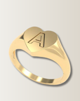 Love zegelring met letter